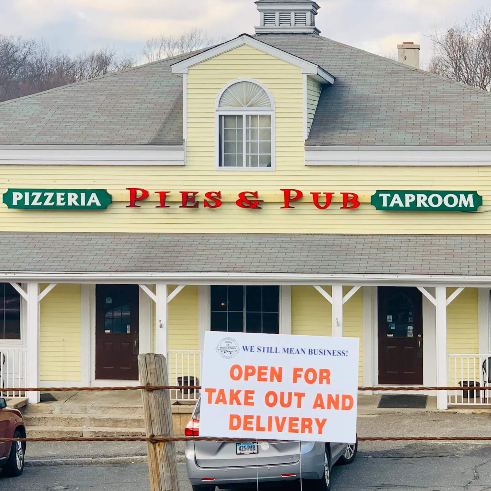 Pies & Pub (formerly Pies & Pints) — photo 1