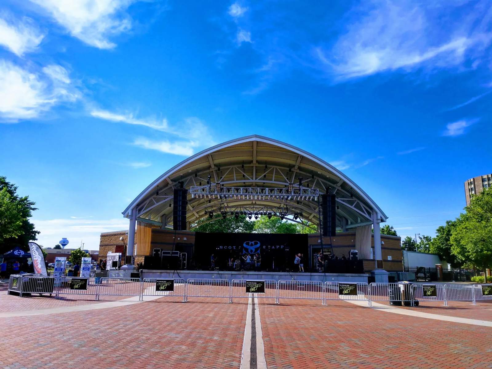 Leach Amphitheater — photo 1