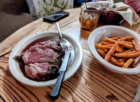 Majerle's Black River Grill — photo 2