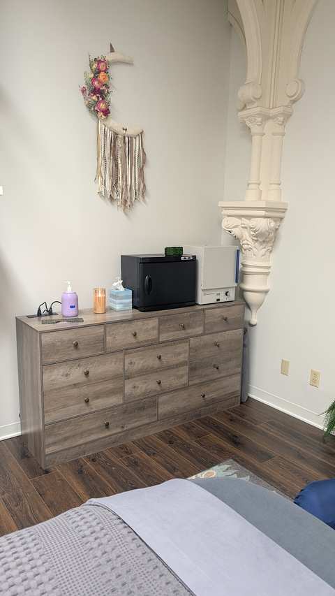 Relaxing Pink Escape, LLC — photo 3