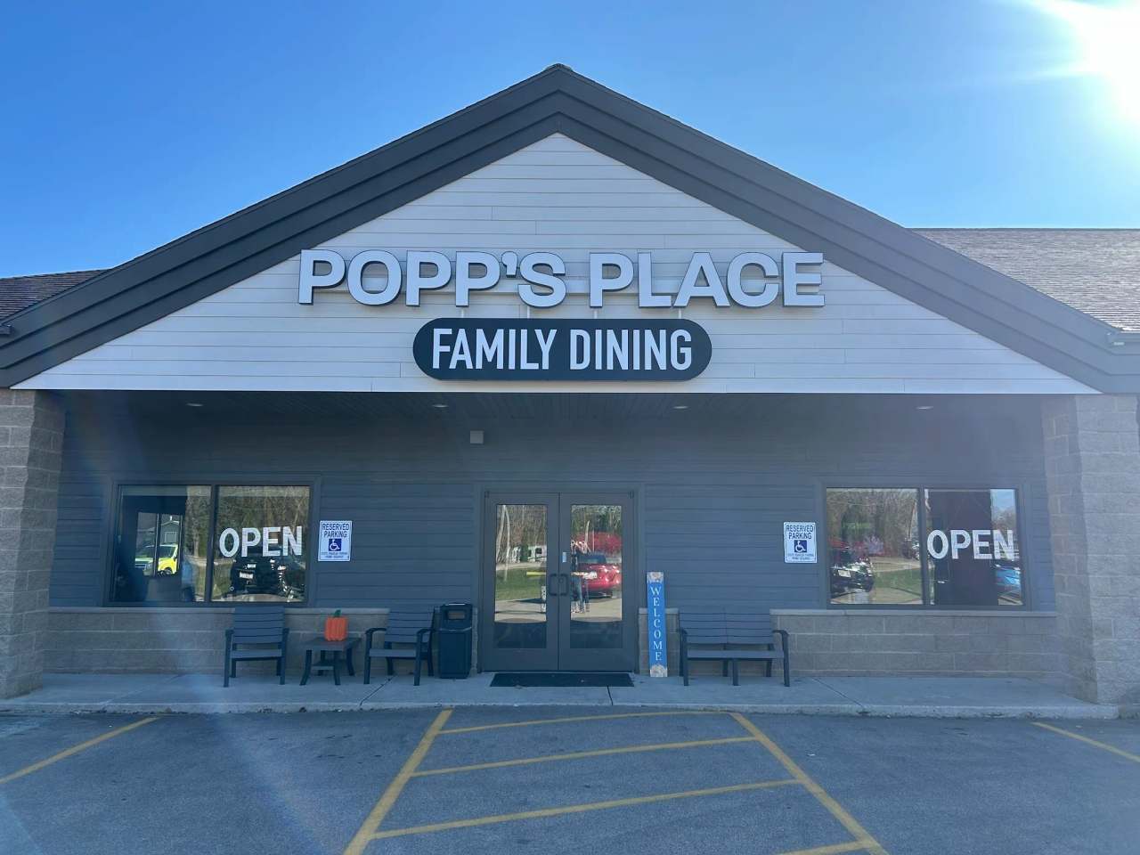 Popp's Place Family Restaurant — photo 1