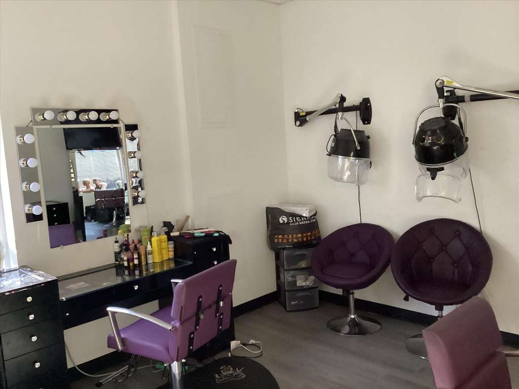 Divine Lash & Beauty Bar
