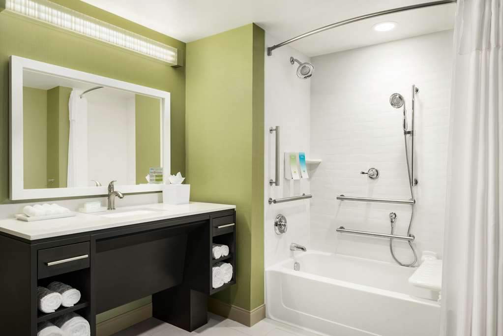 Home2 Suites by Hilton Menomonee Falls Milwaukee — photo 4