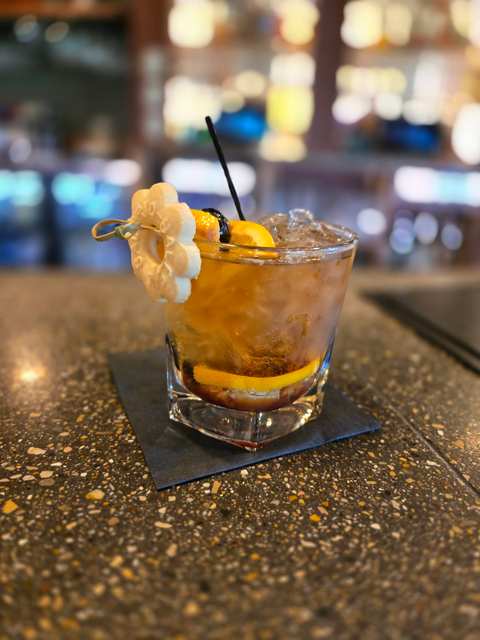 Bibinger's Bar & Restaurant — photo 3
