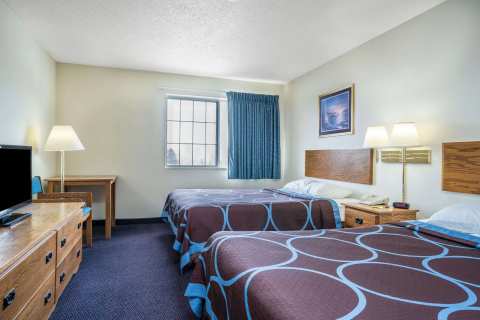 Super 8 by Wyndham Neillsville WI — photo 2