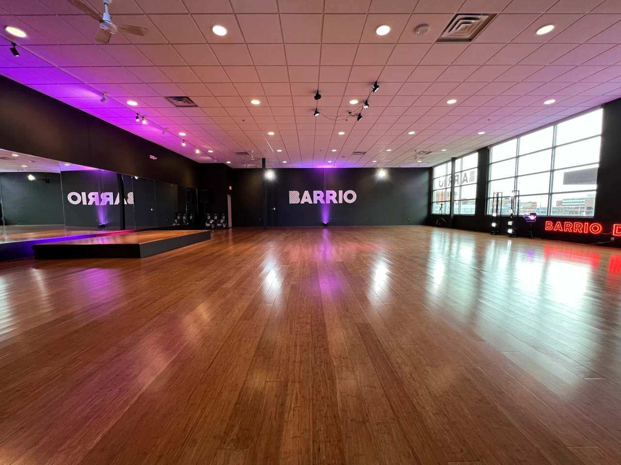 Barrio Dance — photo 1