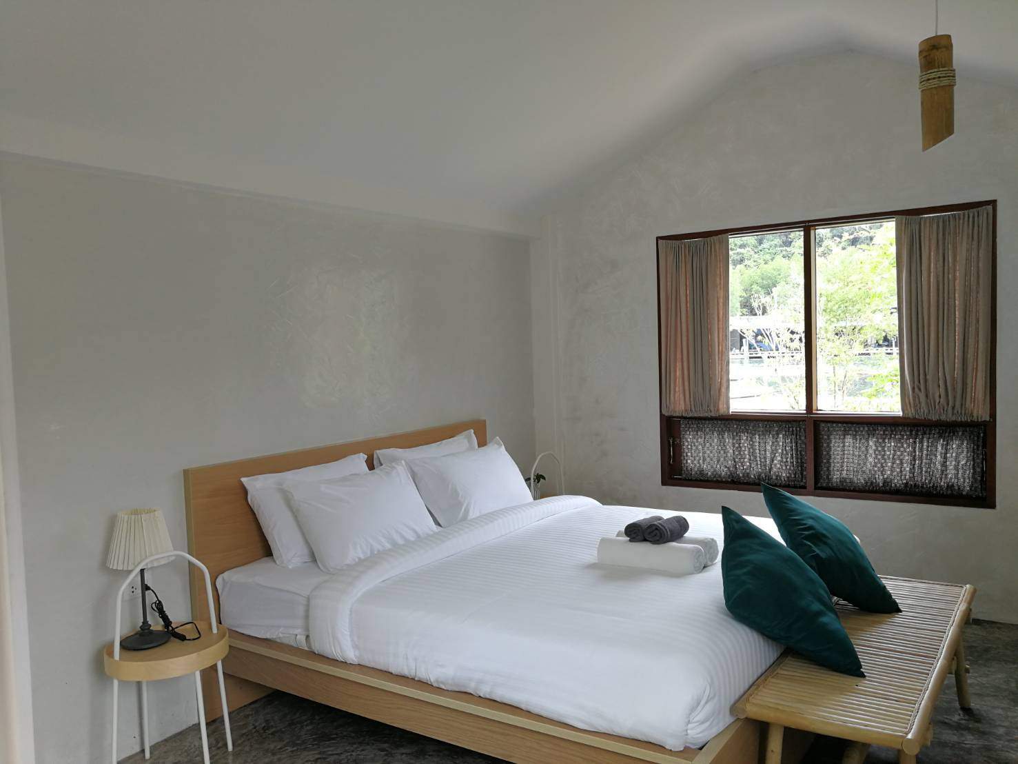 The Little White Bird Traveler Hostel, Koh Kood — photo 2