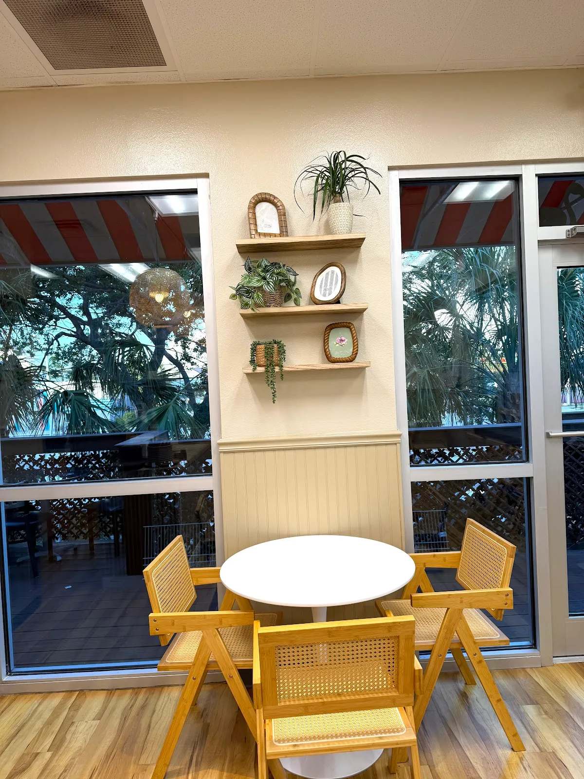 Dua Cafe — photo 1