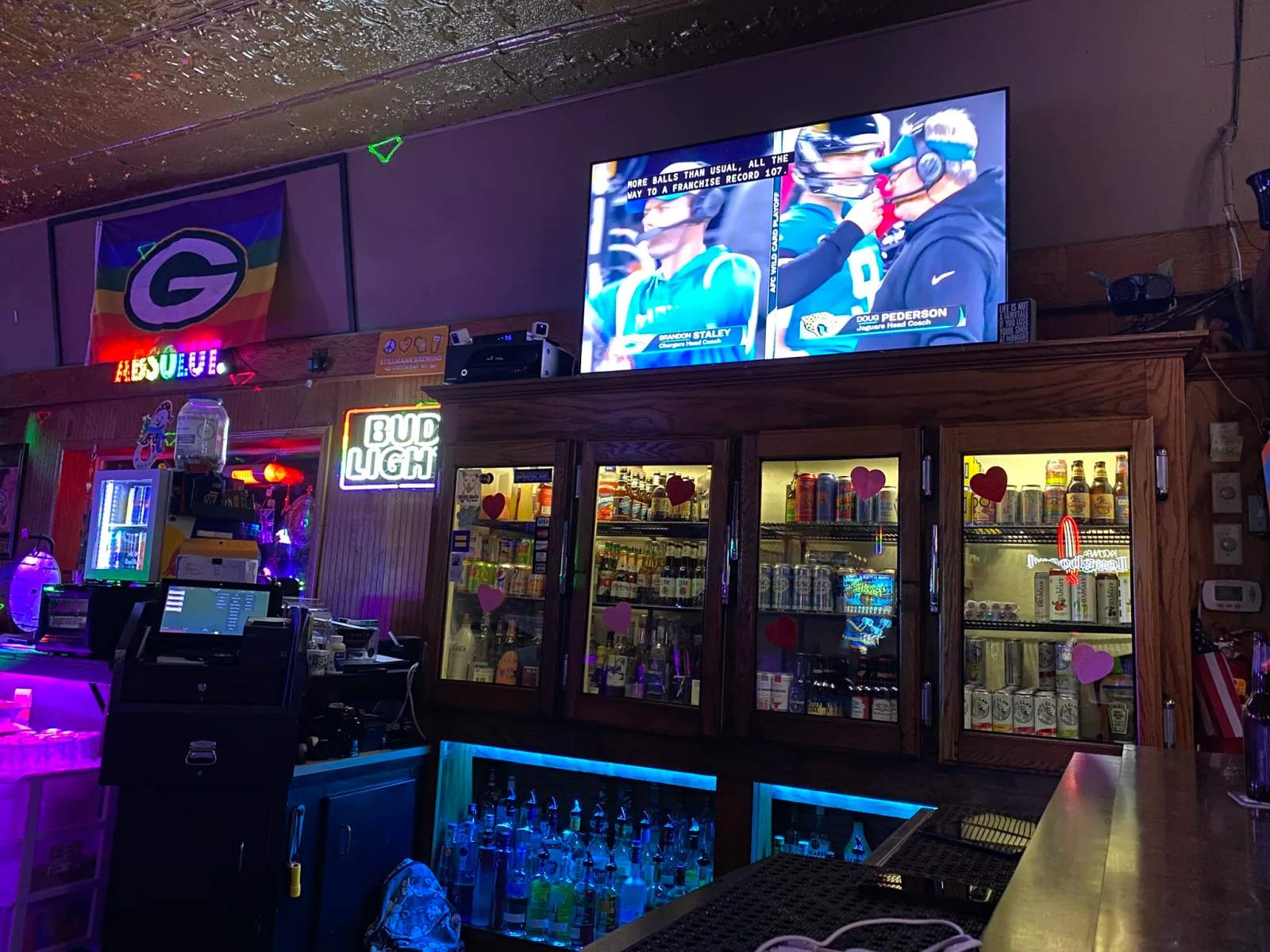 The Roundabout Bar — photo 1