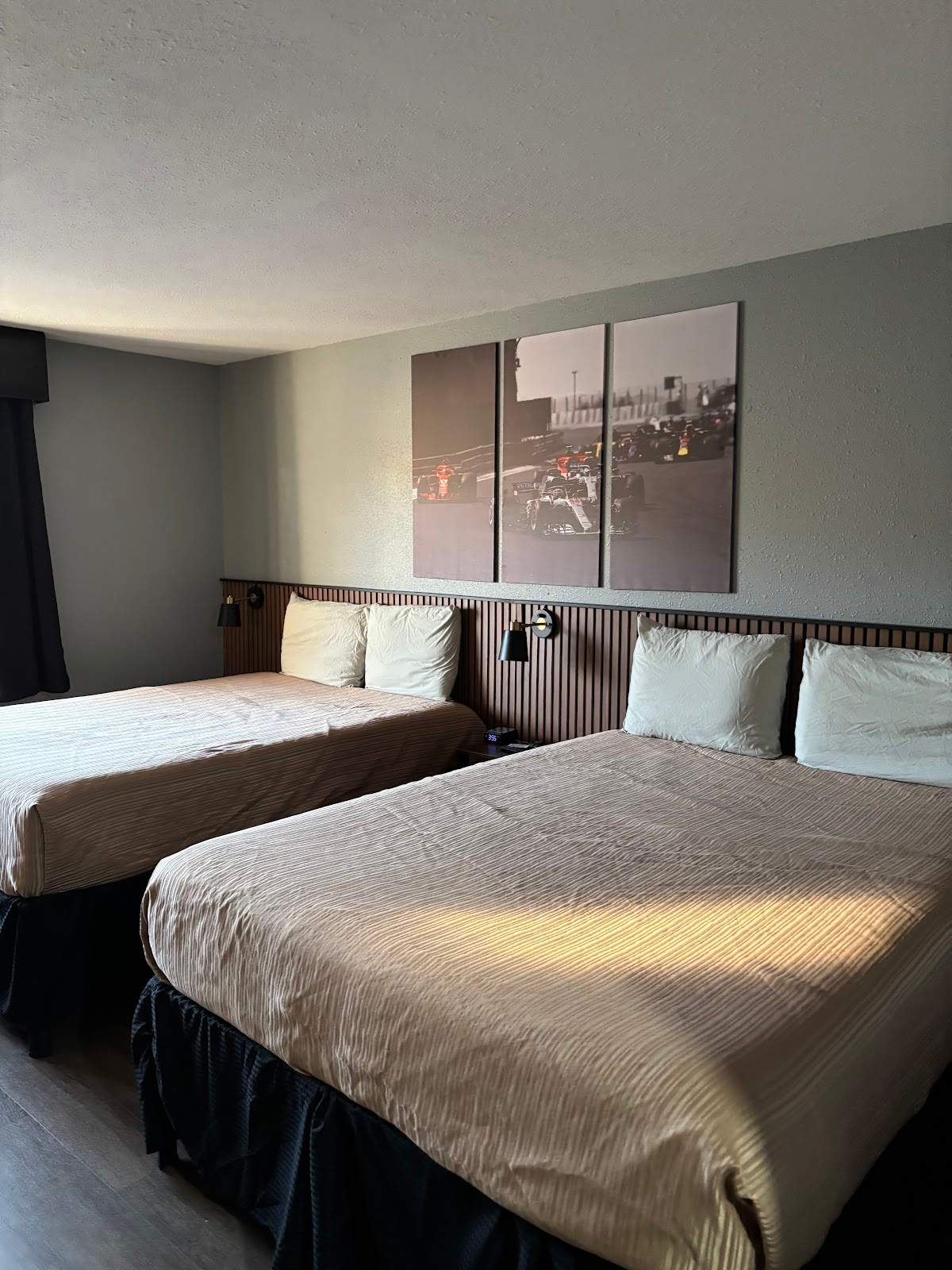 Plymouth Suites Hotel — photo 2