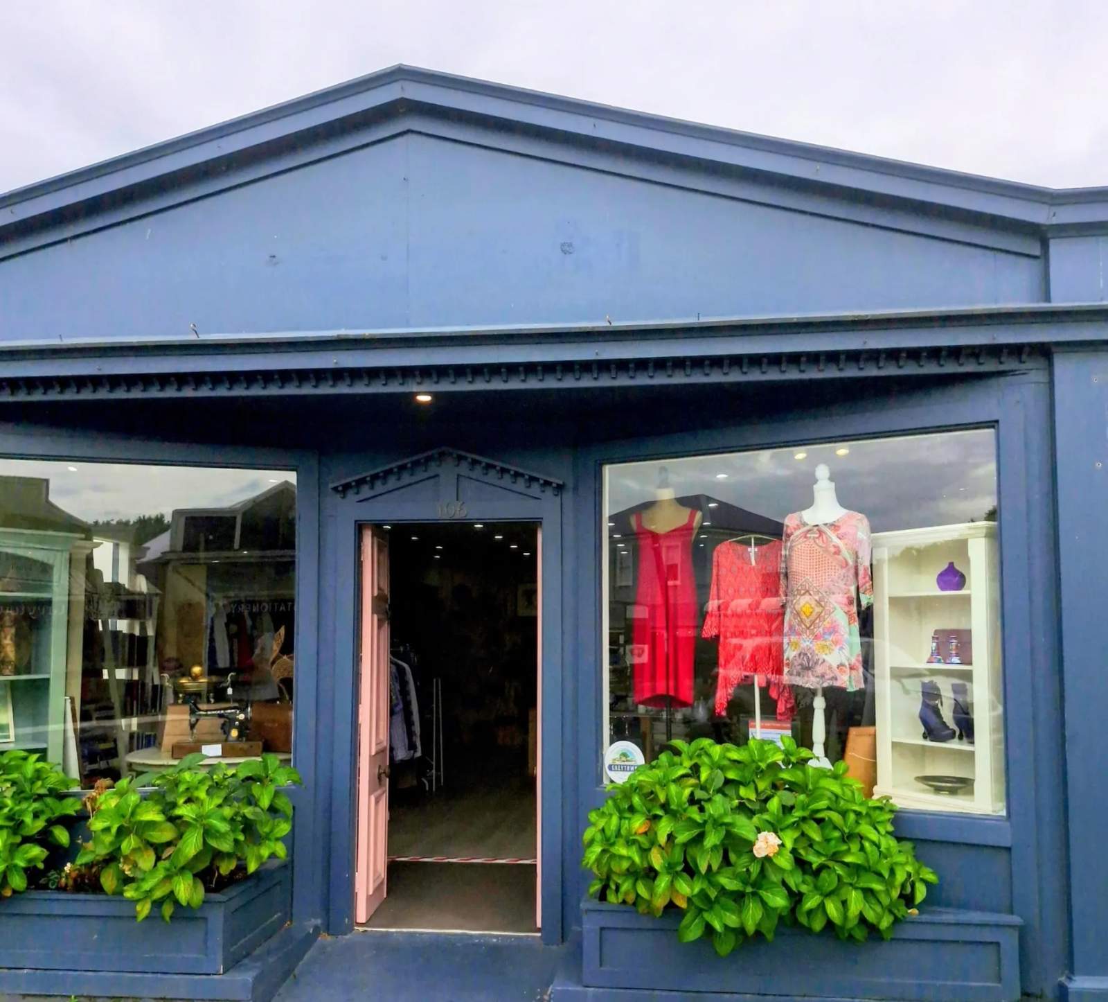 Hospice Wairarapa Greytown shop — photo 1