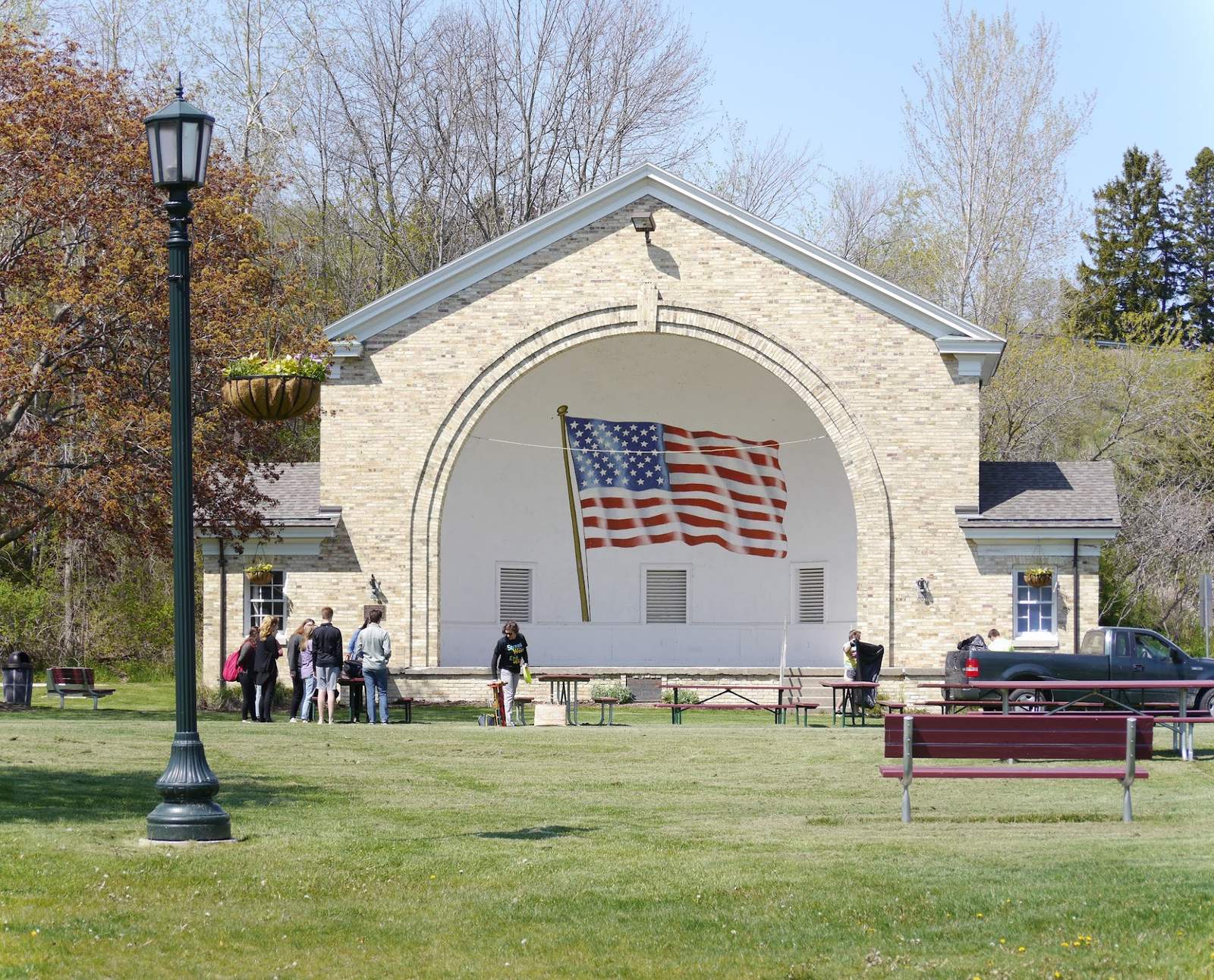Veterans Memorial Park Bandshell — photo 1
