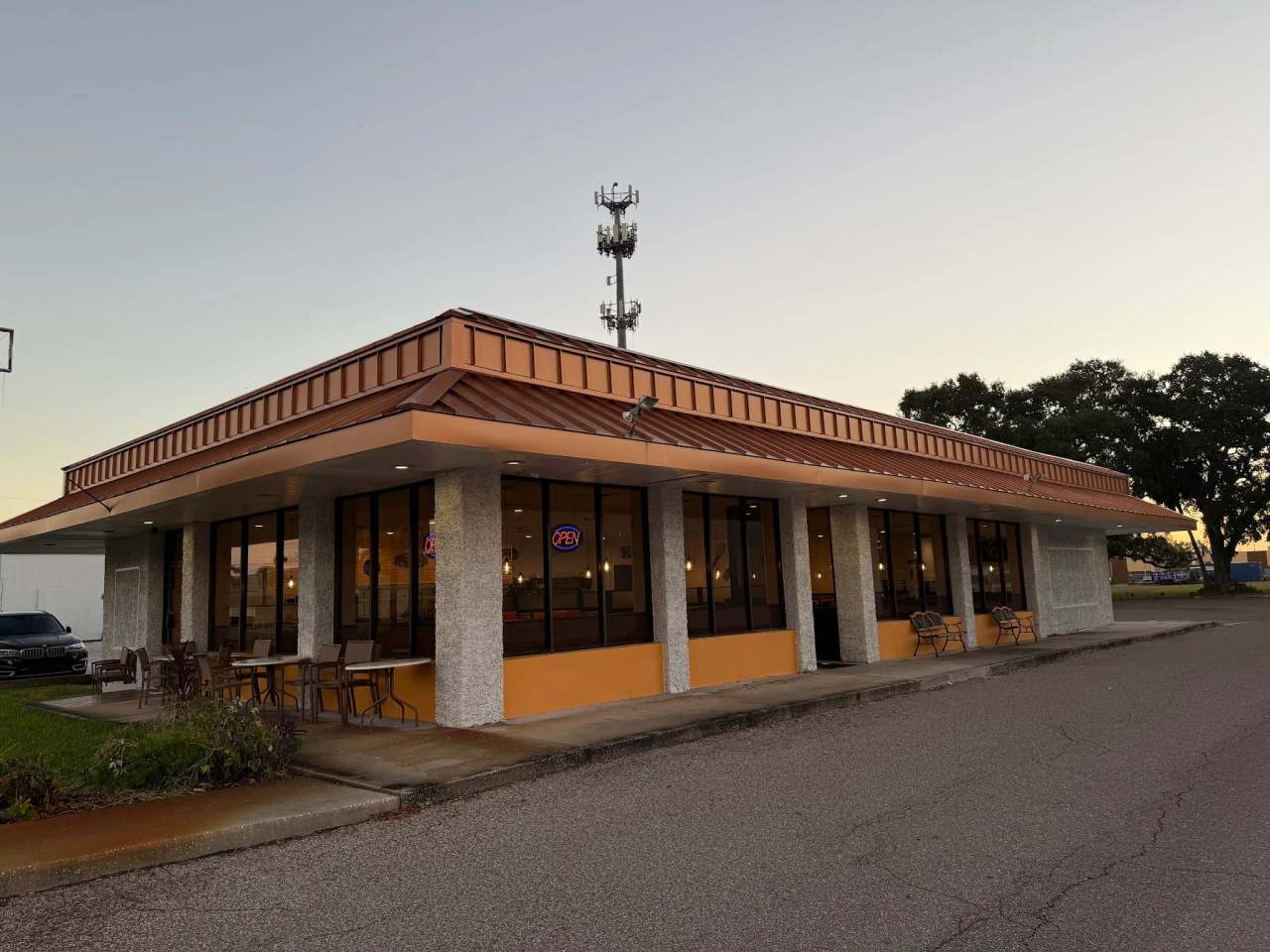 Thee Liberty Grill — photo 3