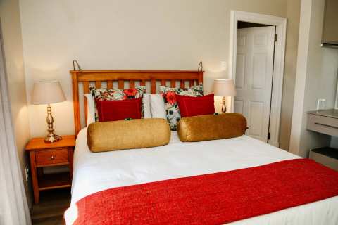 Montmartre Chalets & Venue — photo 2