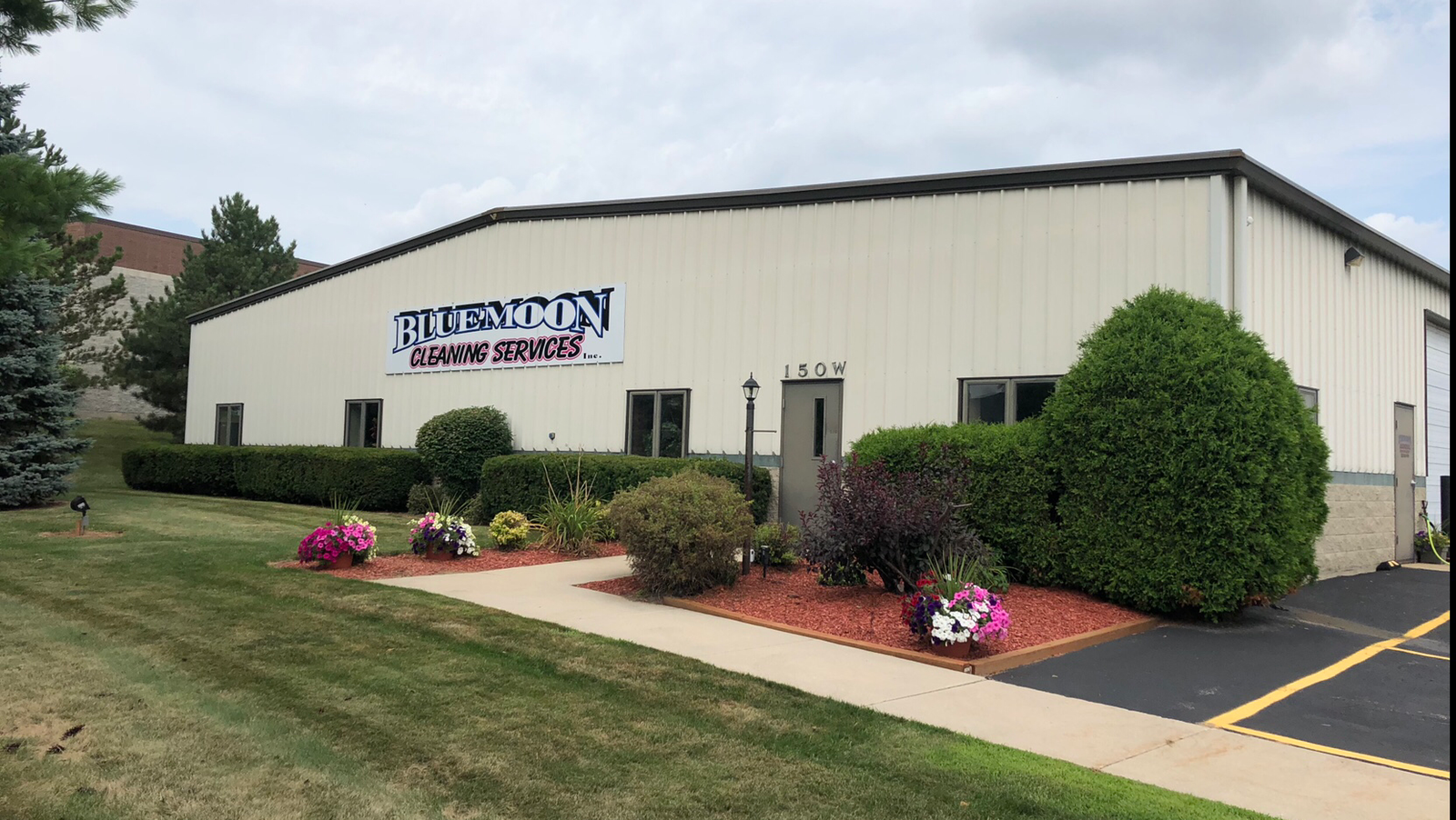 Blue Moon Cleaning Services — photo 1