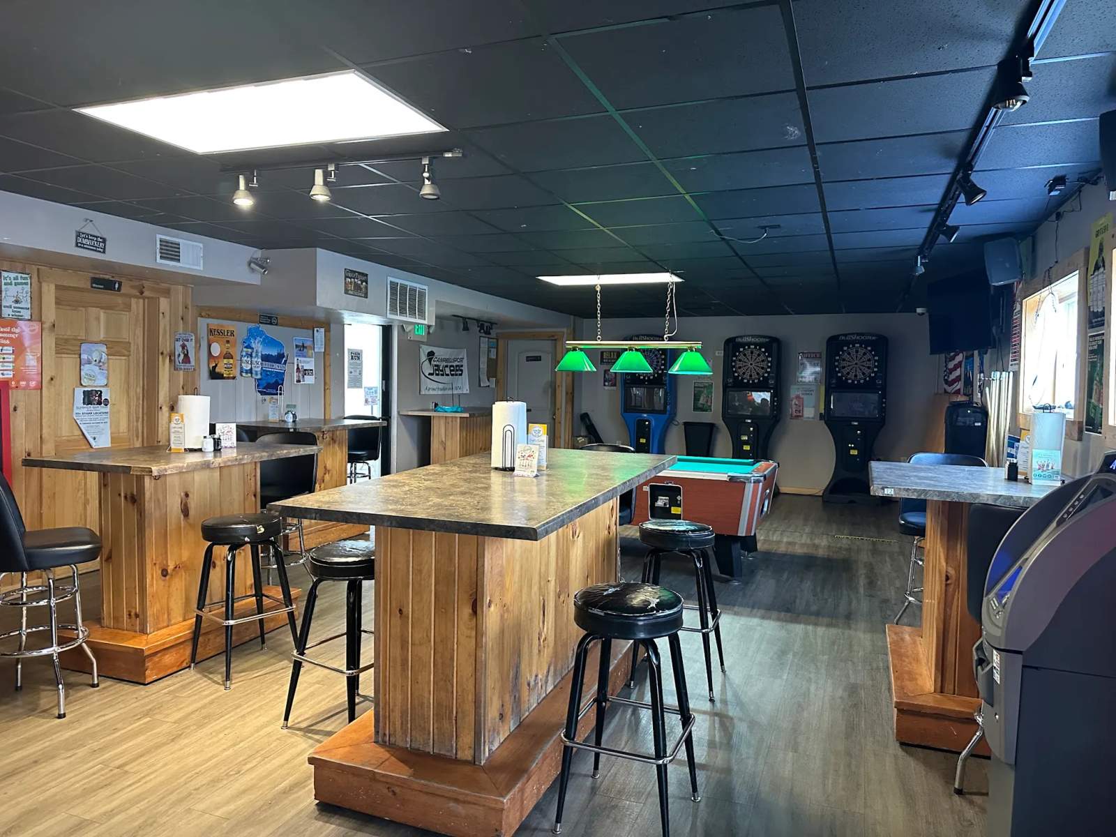 Coustie Bar — photo 1