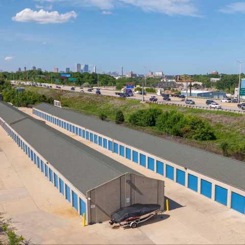 Devon Self Storage Milwaukee, Wisconsin — photo 3