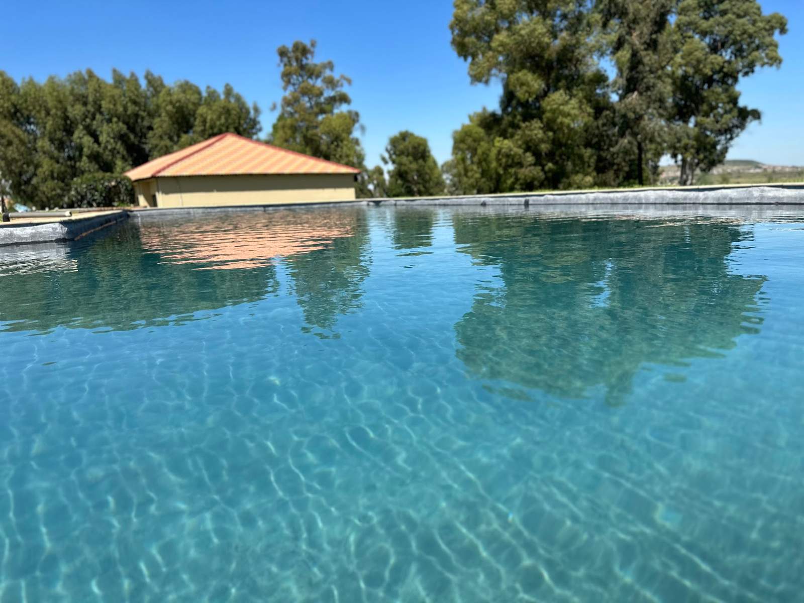 Sekgome resort — photo 1