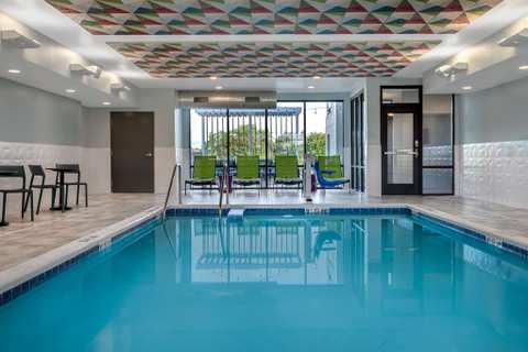 Home2 Suites by Hilton Sheboygan — photo 3