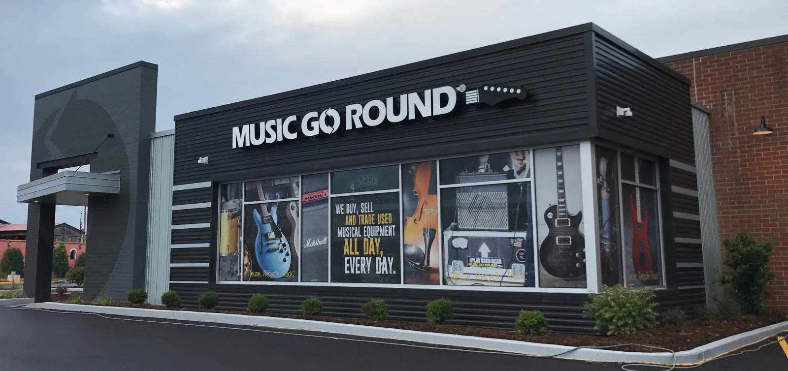 Music Go Round — photo 1