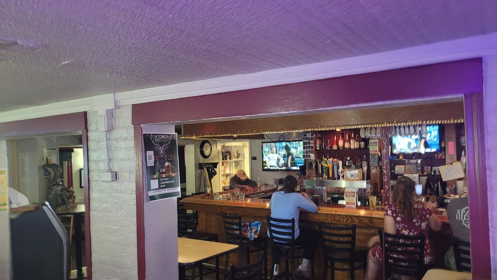 Spanky's Hideaway — photo 3