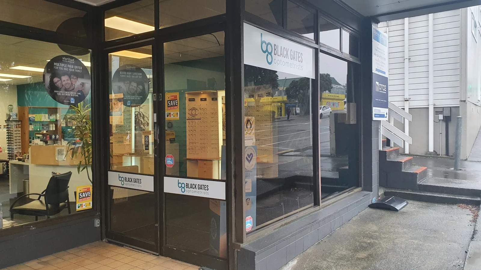 Black Gates Optometrists — photo 3