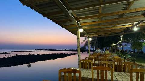 Huggy Beach Sunset Bar — photo 5