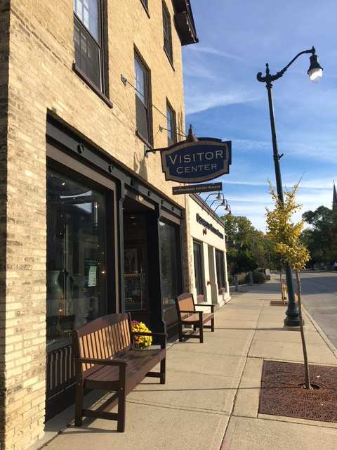 Cedarburg Visitor Center and Cedarburg Chamber of Commerce — photo 2