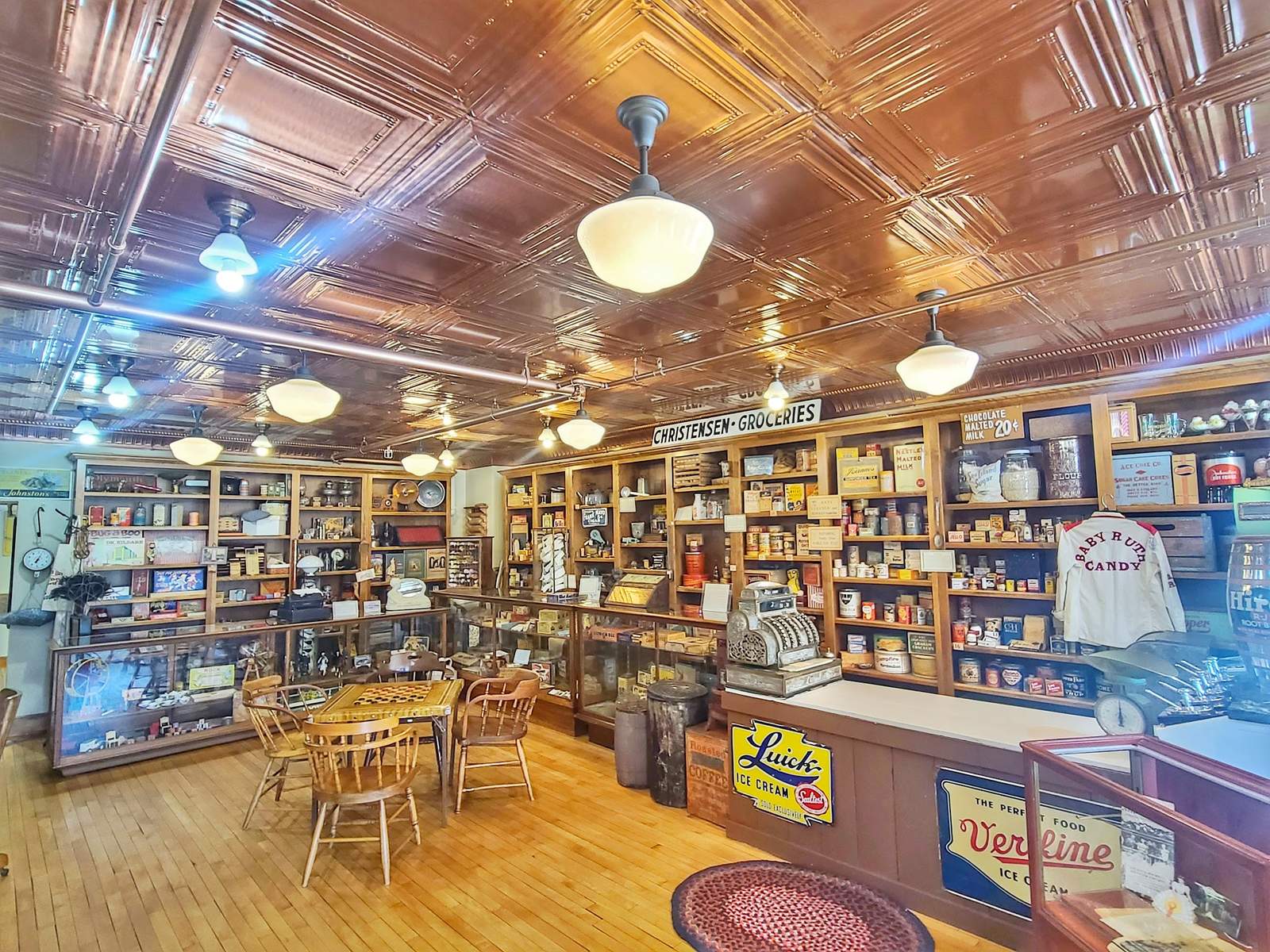 Cedarburg Visitor Center and Cedarburg Chamber of Commerce — photo 4