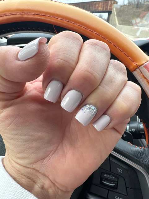 Lux Nails Lounge — photo 3