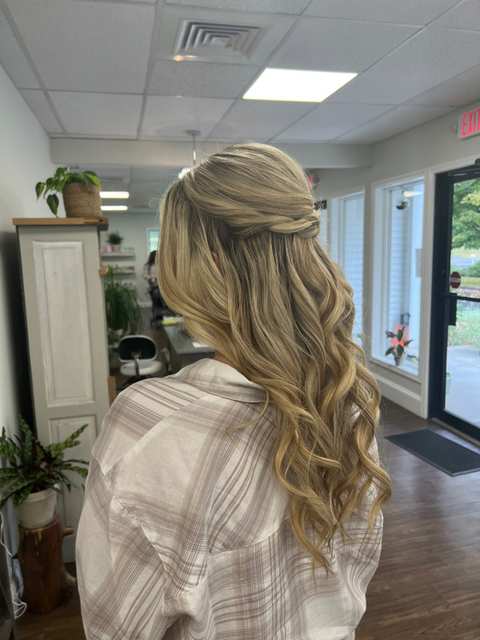 CR Salon — photo 3