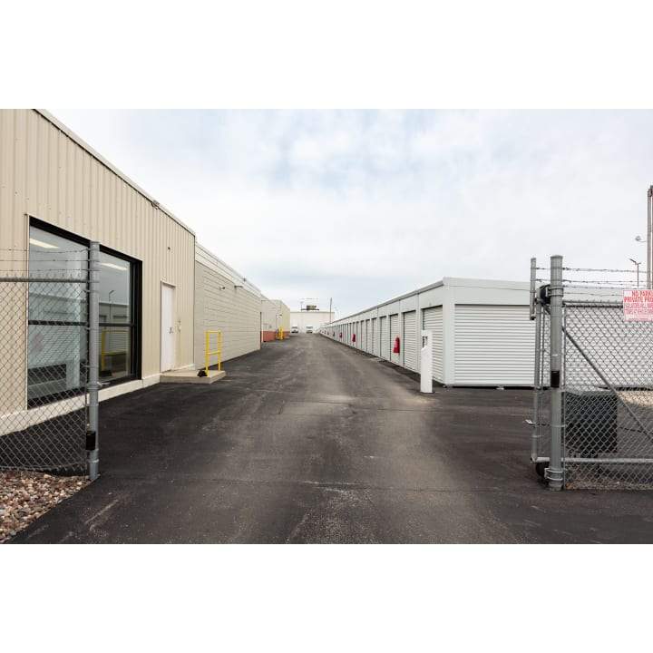 StorageMart — photo 10