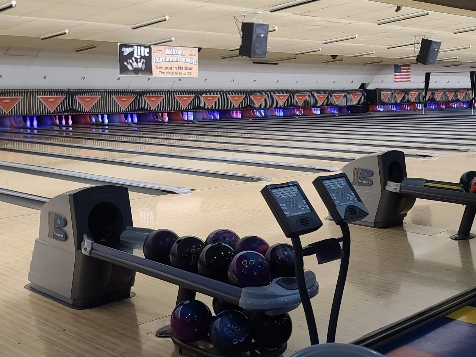 The Ashwaubenon Bowling Alley — photo 1