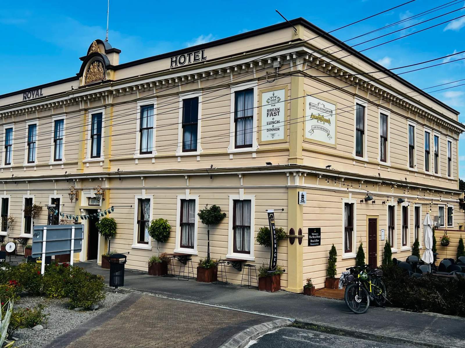 The Royal Hotel — photo 5