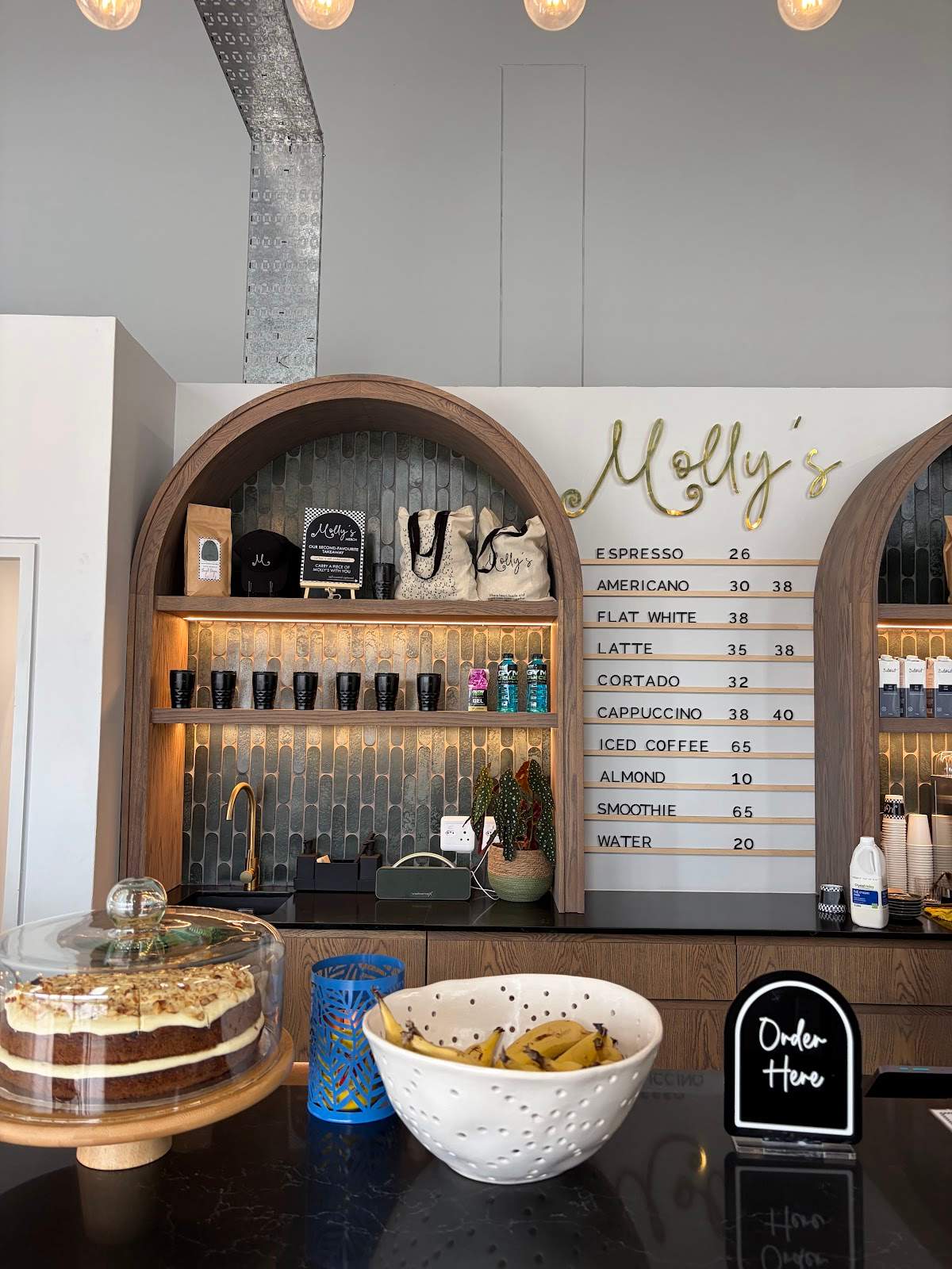 Molly's Cafe — photo 3