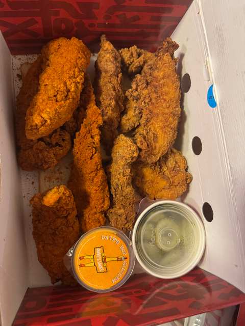 Dave's Hot Chicken — photo 5