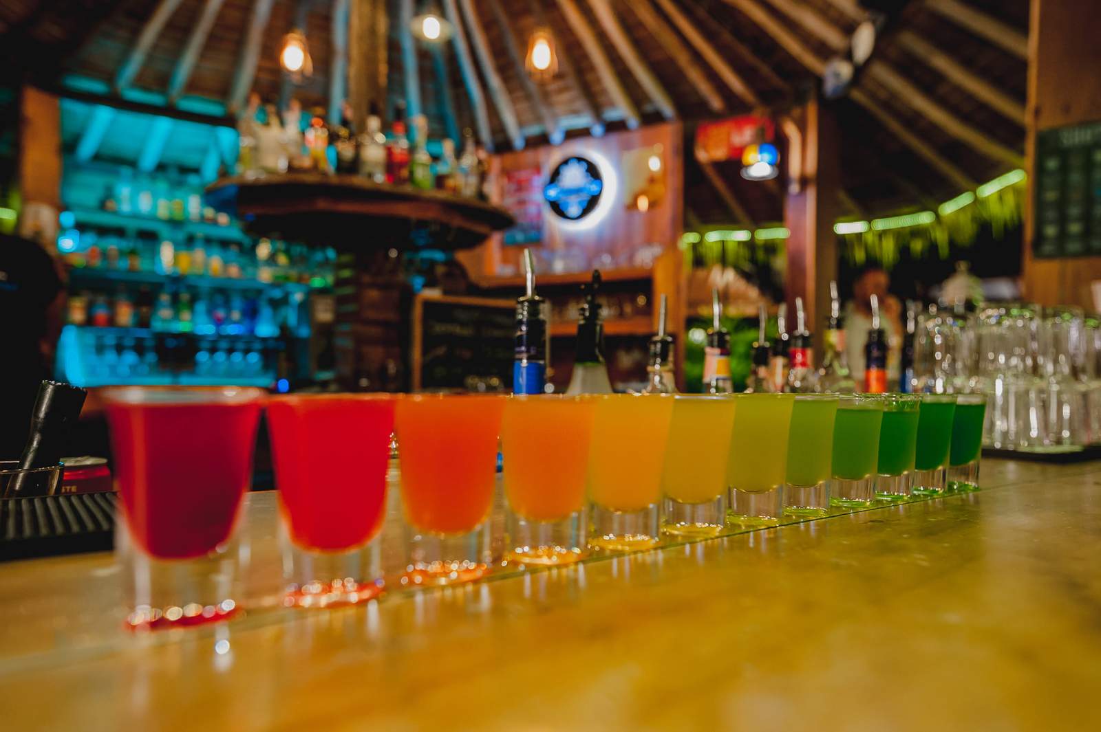 Beach bar by Seafar Resort — photo 1