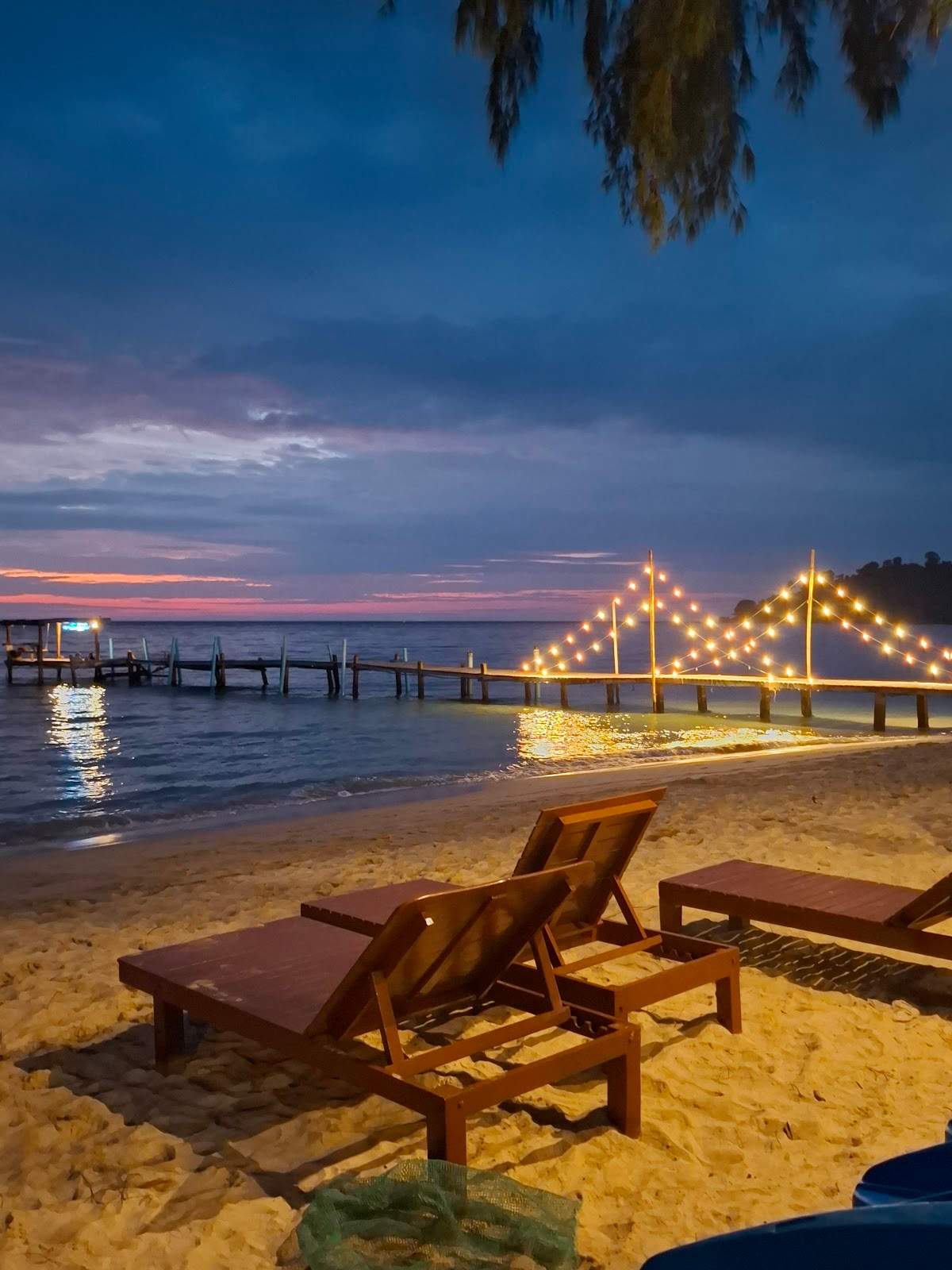 Beach bar by Seafar Resort — photo 4