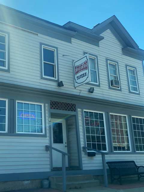 Redheads Tavern — photo 3