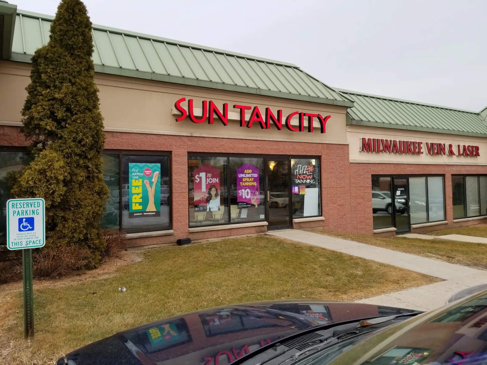 Sun Tan City - WI Greenfield — photo 2