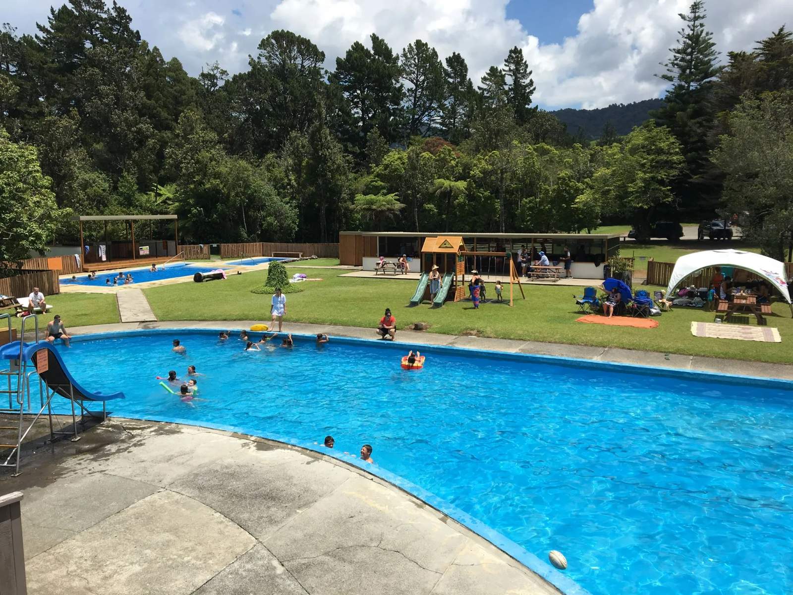 Sapphire Springs Holiday Park & Mineral Pools — photo 1
