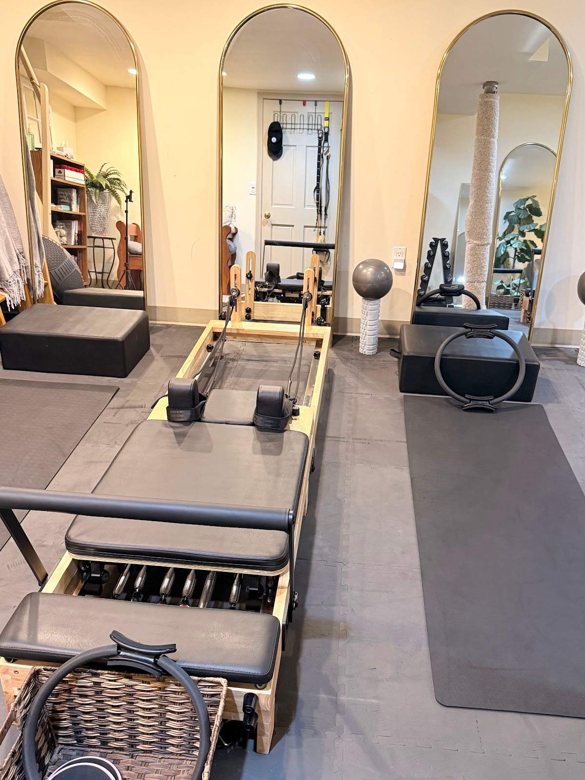 Renew Pilates Studio — photo 1