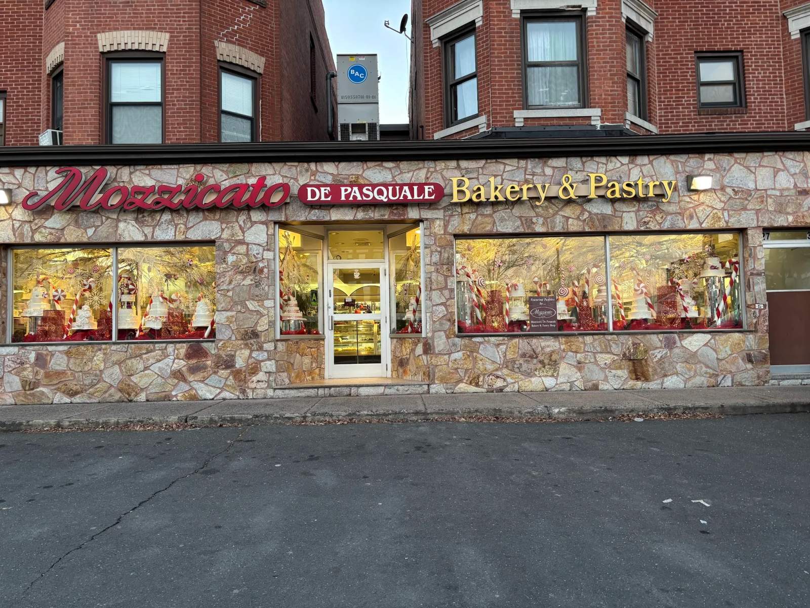 Mozzicato Depasquale Bakery and Pastry Shop — photo 5