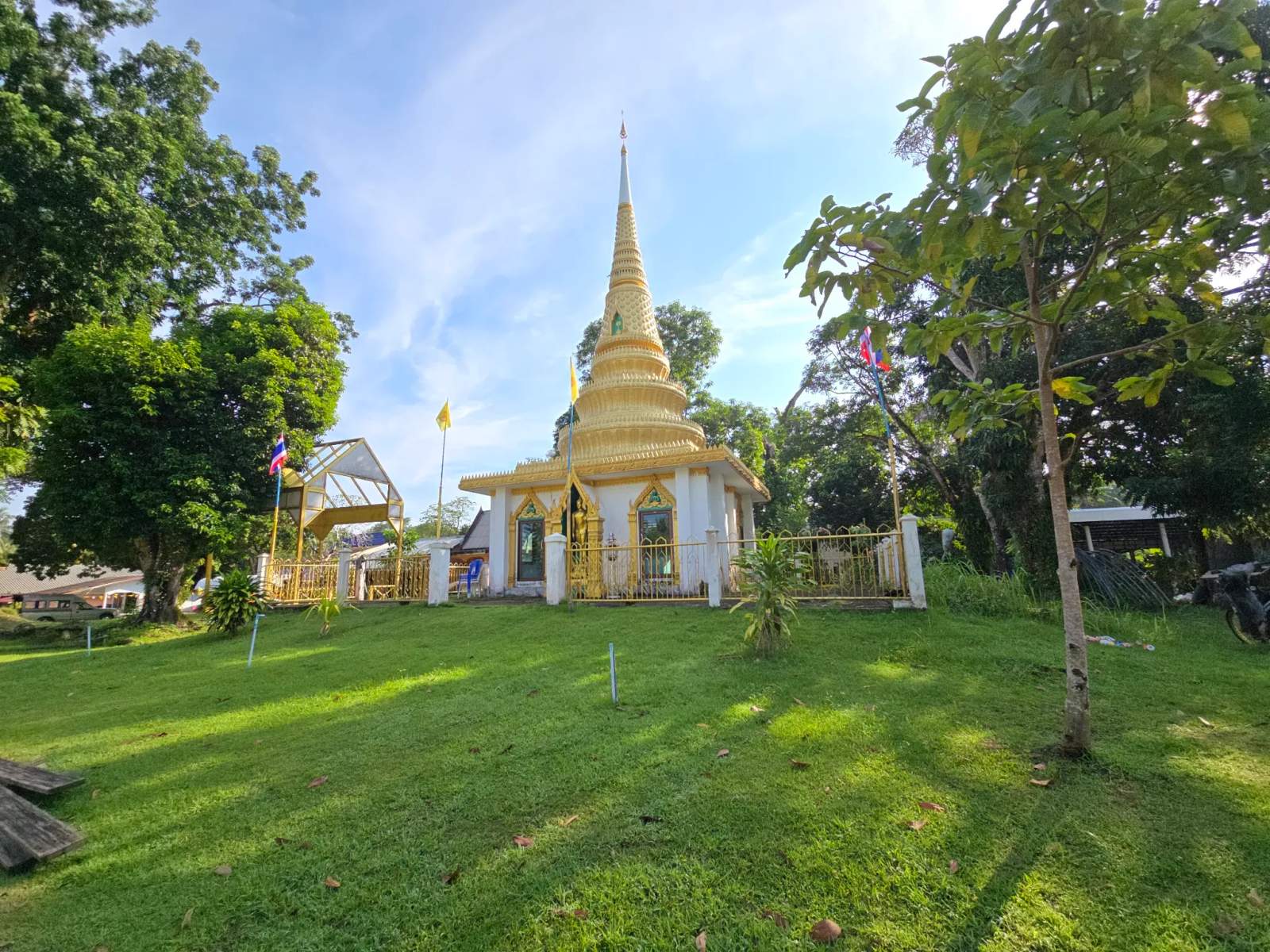 Wat Rat Bamrung — photo 1