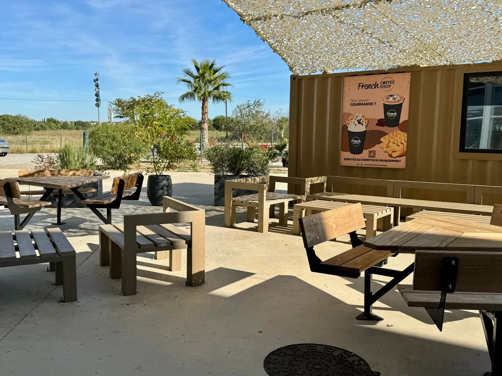 French Coffee Shop — photo 1