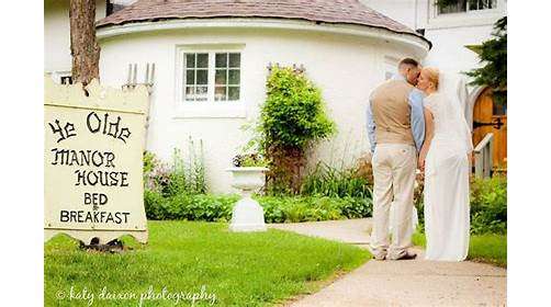 Ye Olde Manor House Bed & Breakfast