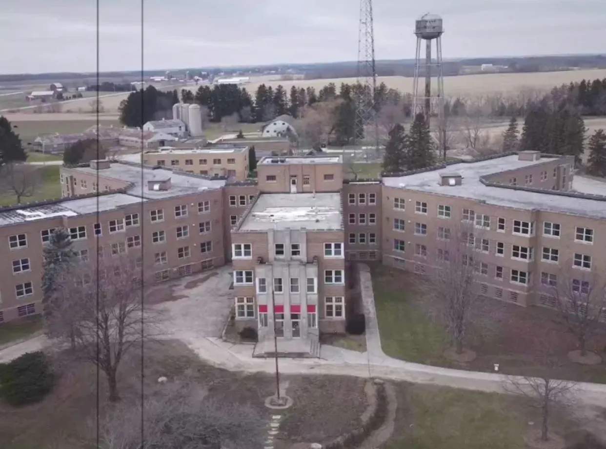 Sheboygan Haunted Asylum — photo 1