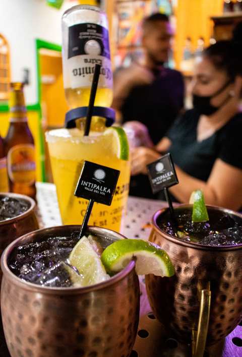 La Mordida Restaurant Bar & Grill — photo 2