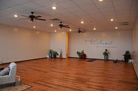 Dirty Feet Yoga & Wellness Studio — photo 2
